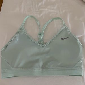 Metallic mint sports bra | Nike